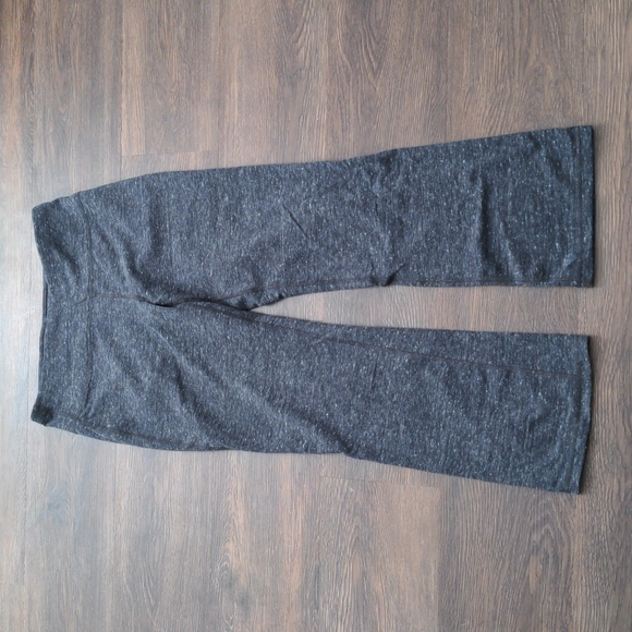 Athletic Works Gray Womans Leggings Size Small (4-6) Petite - Picture 2 of 4